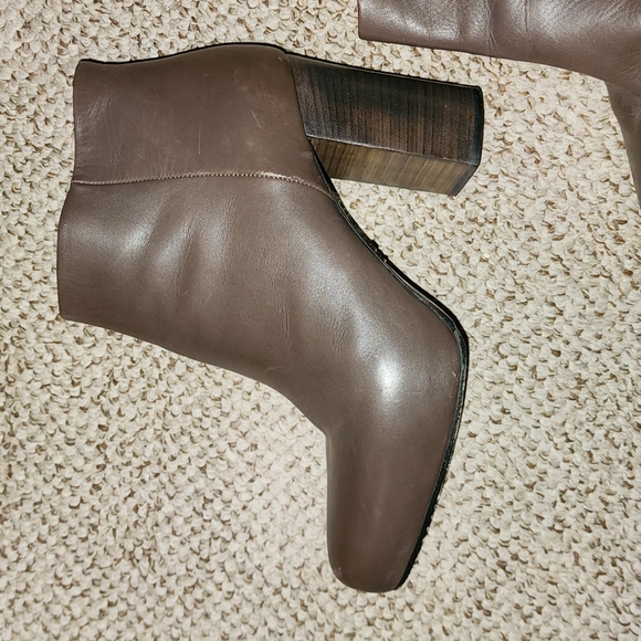 PRADA EUC BROWN HIDDEN PLATFORM LEATHER ANKLE BOOTIES SIZE EU39 - Picture 8 of 9